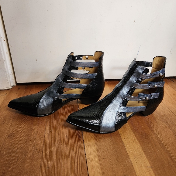 John Fluevog Bekkie Booties- OOAK custom painted. - Picture 3 of 9